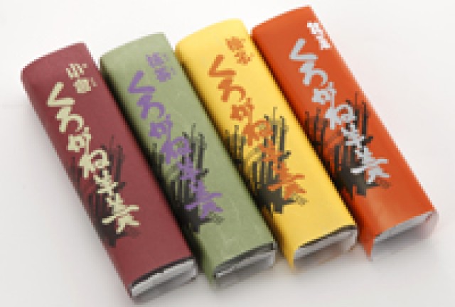 くろがねようかん4本 くろがね羊羹4本の通販 by サスケ's shop｜ラクマ